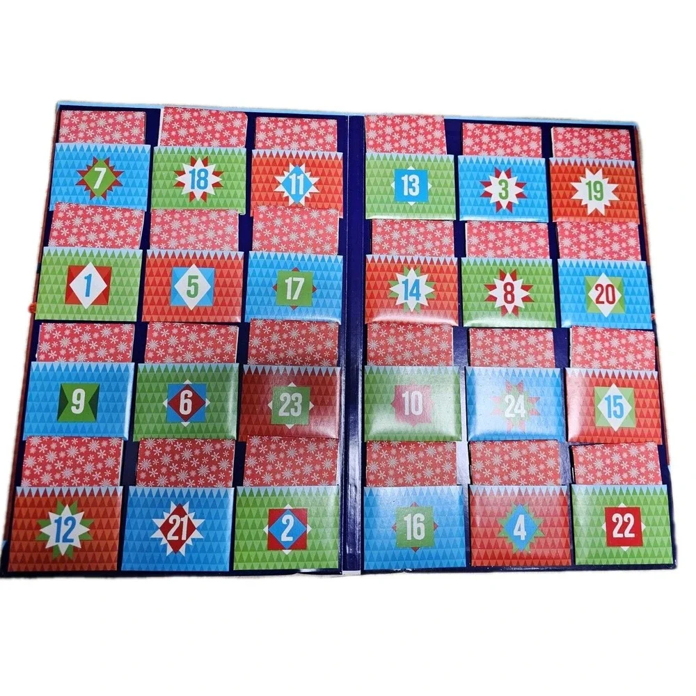 NEW Disney Advent Calendar Storybook Collection with‎ 24 Days of Books